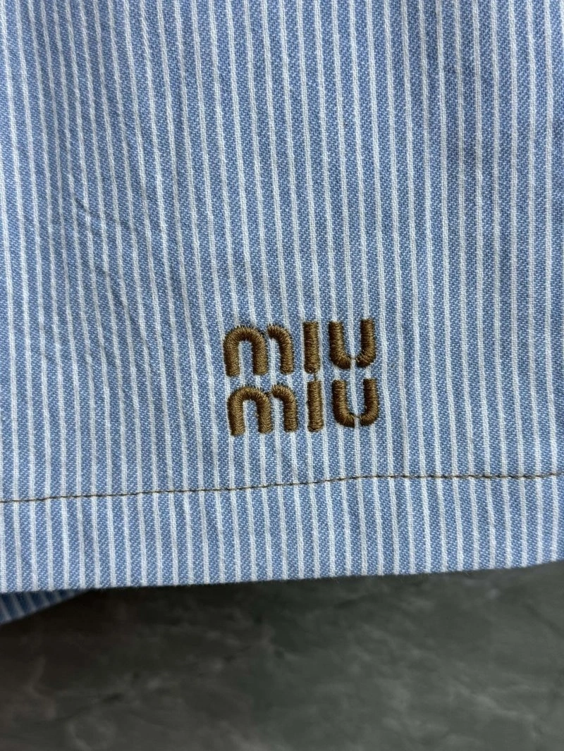 Miu Miu Short Pants Upgraded 148704