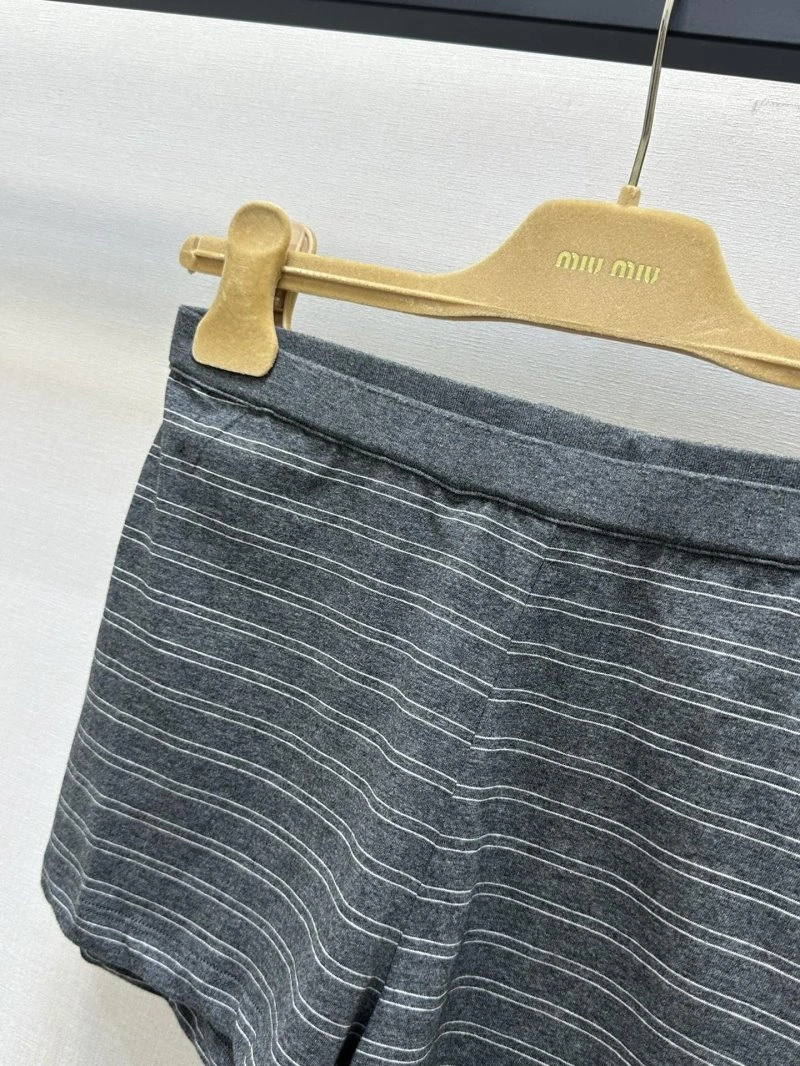 Miu Miu Short Pants Popular 148714