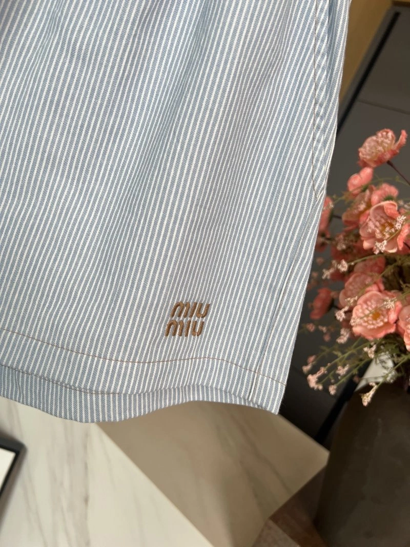 Miu Miu Short Pants Casual 148696