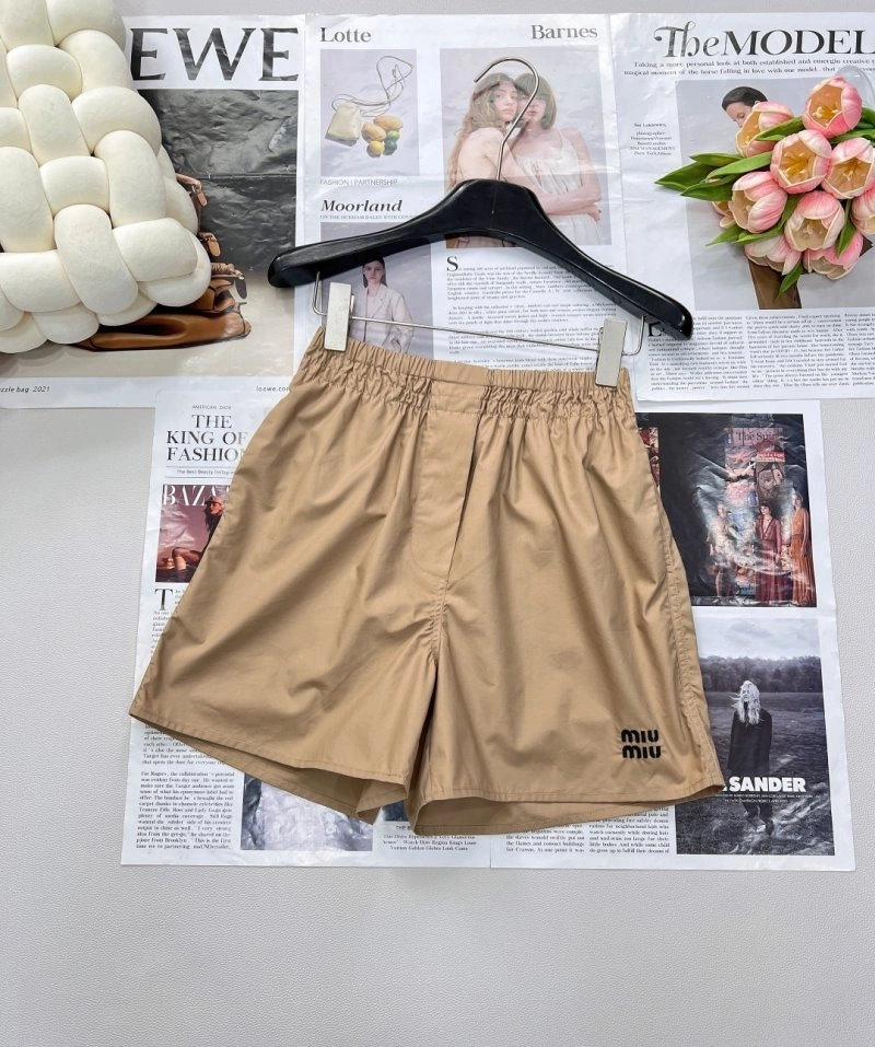 Trendsetting Miu Miu Short Pants 148687