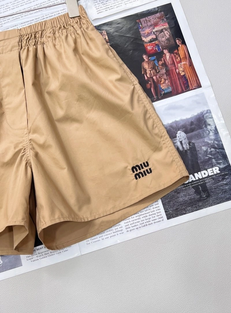 Trendsetting Miu Miu Short Pants 148687