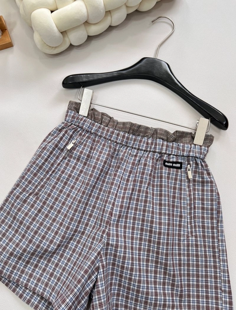 Miu Miu Short Pants EyeCatching 148679