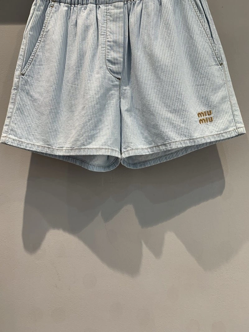Miu Miu Short Pants WaterResistant 148674