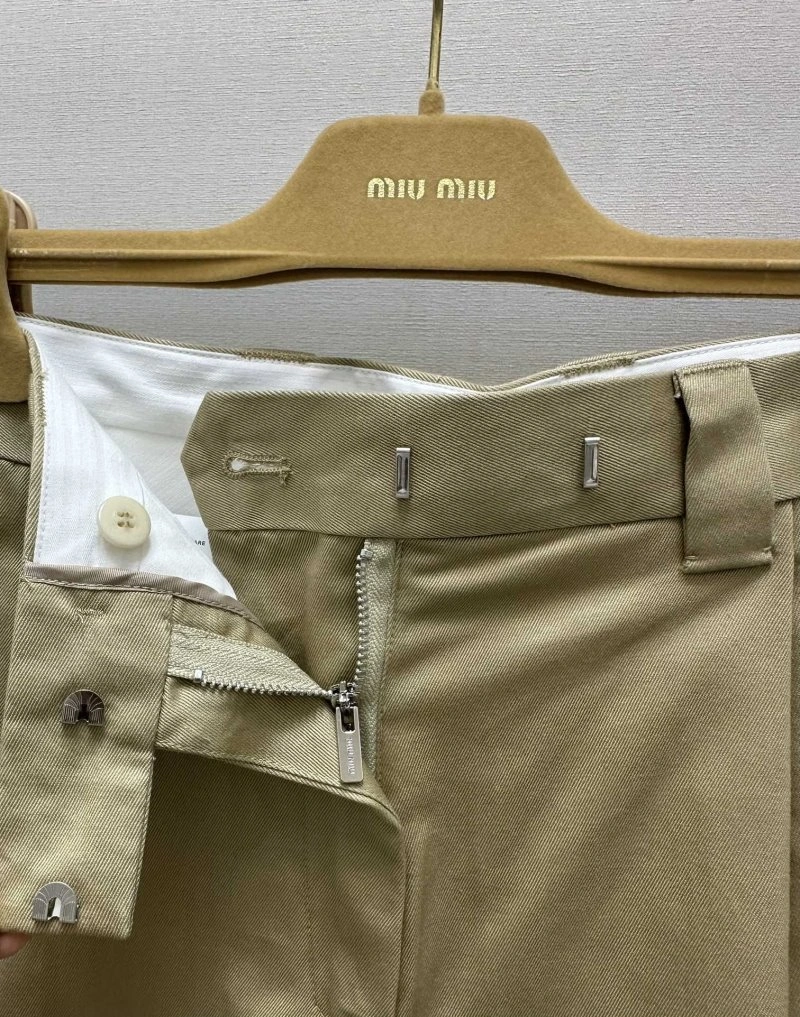 Miu Miu Short Pants QuickDry 148658