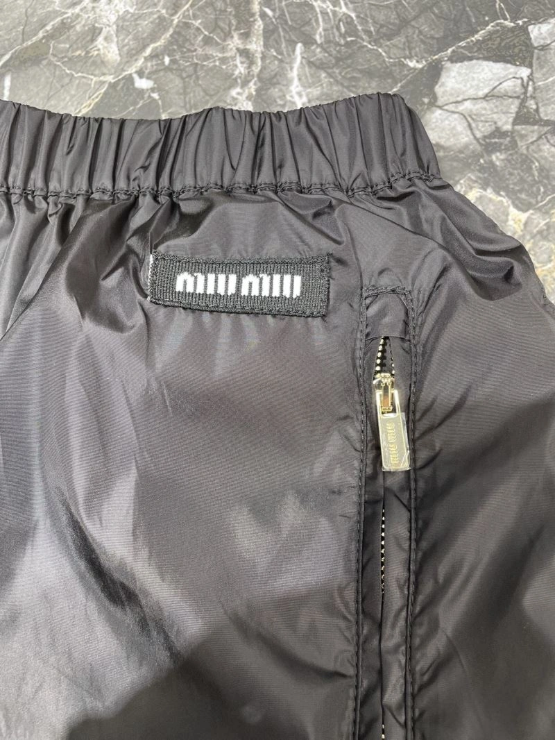 Trendsetting Miu Miu Short Pants 159096
