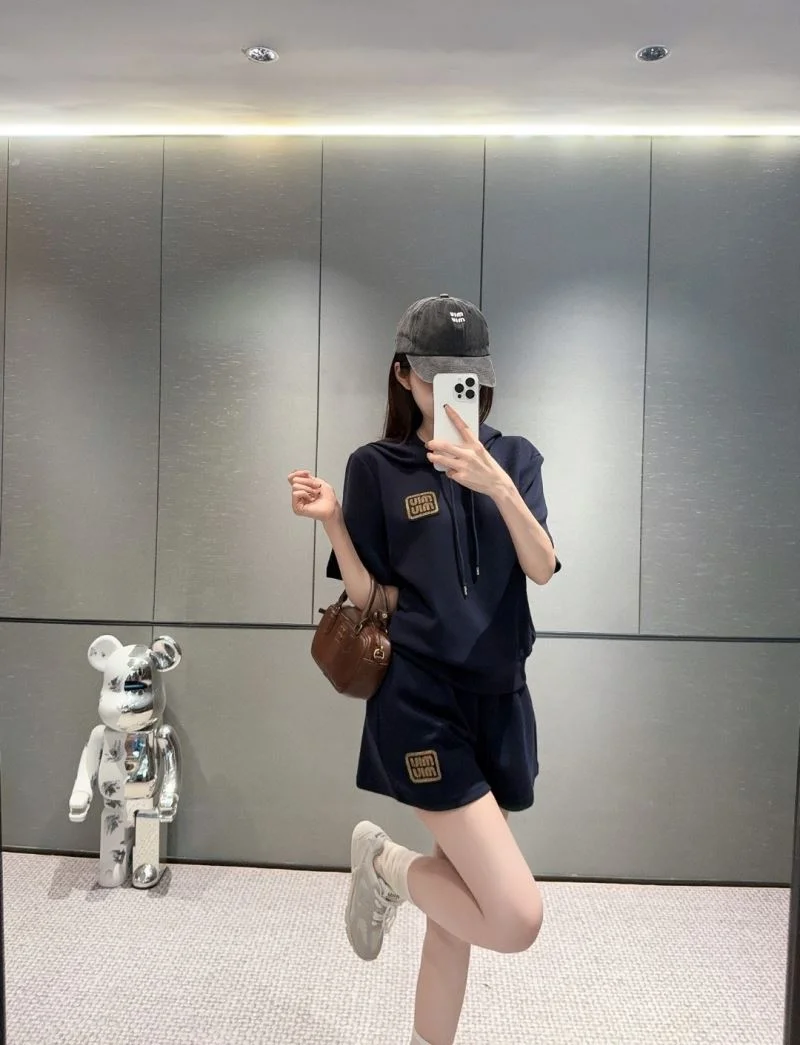 Miu Miu Short Suits Supportive 163933