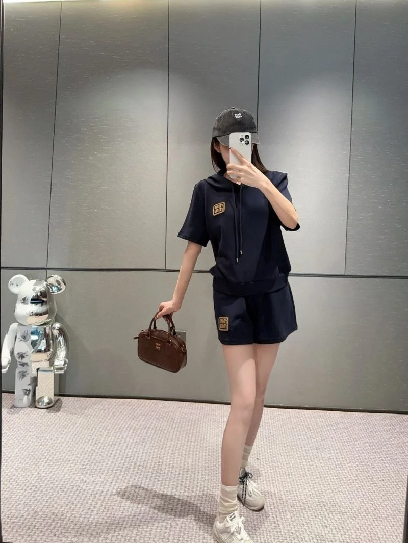 Miu Miu Short Suits Supportive 163933