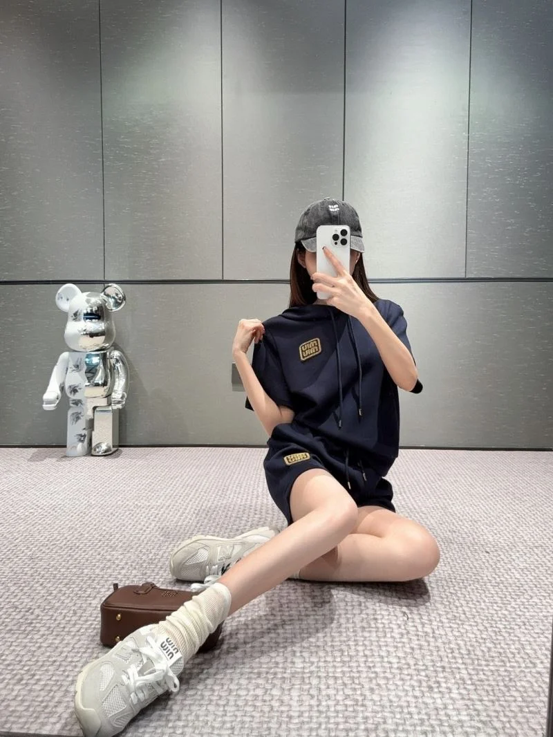 Miu Miu Short Suits Supportive 163933