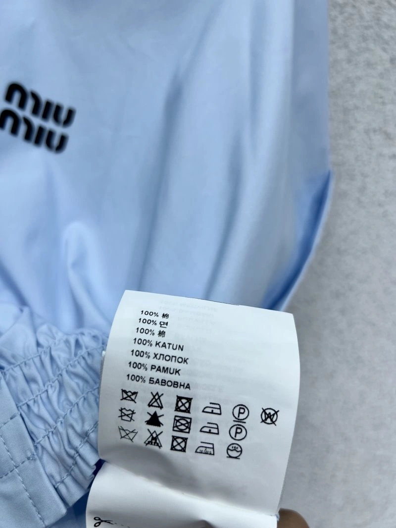 EasyCare Miu Miu Short Suits 151137