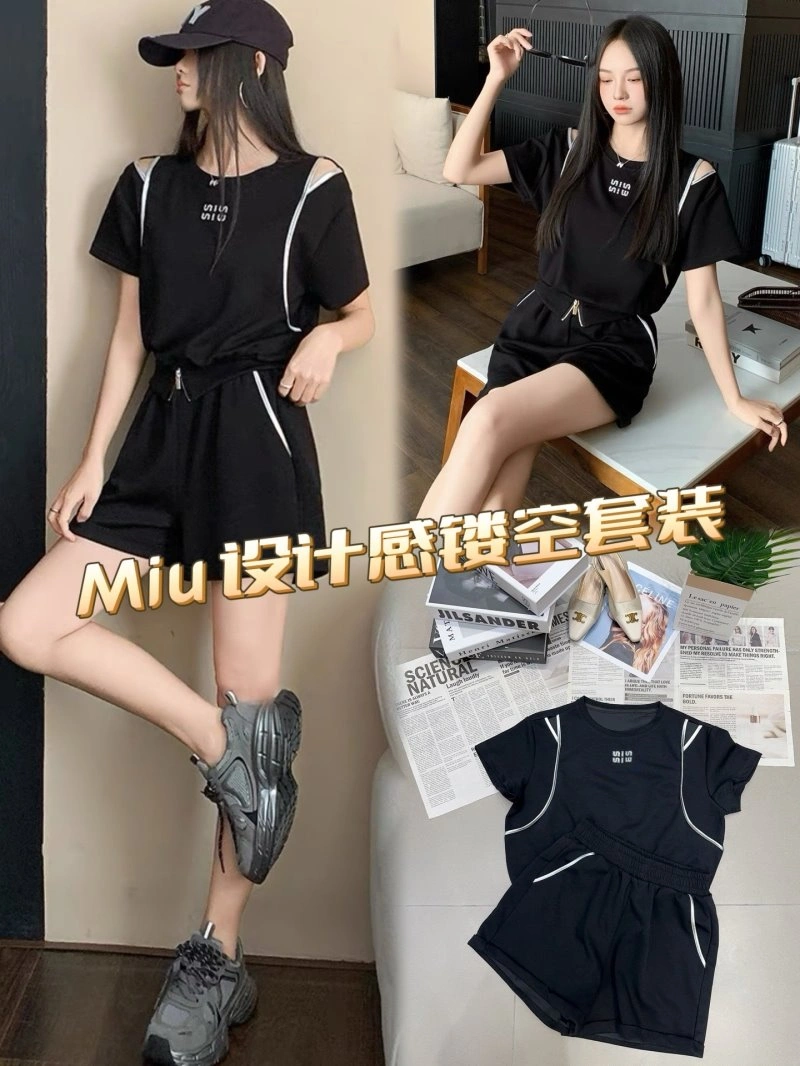 DailyWear Miu Miu Short Suits 151131
