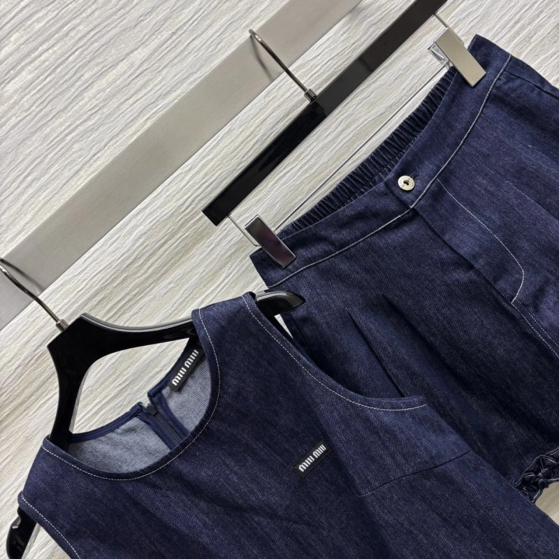 Miu Miu Short Suits SunProtective 151126