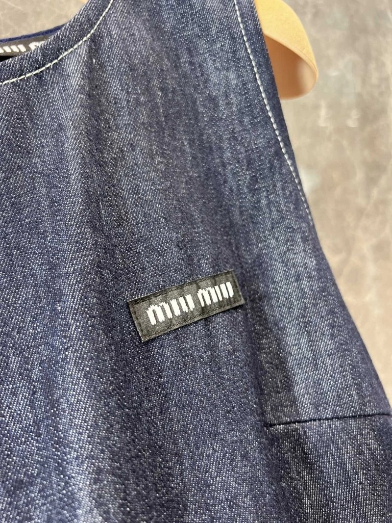 Reliable Miu Miu Short Suits 151132