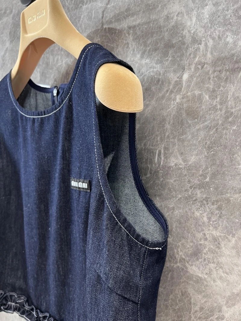 Reliable Miu Miu Short Suits 151132