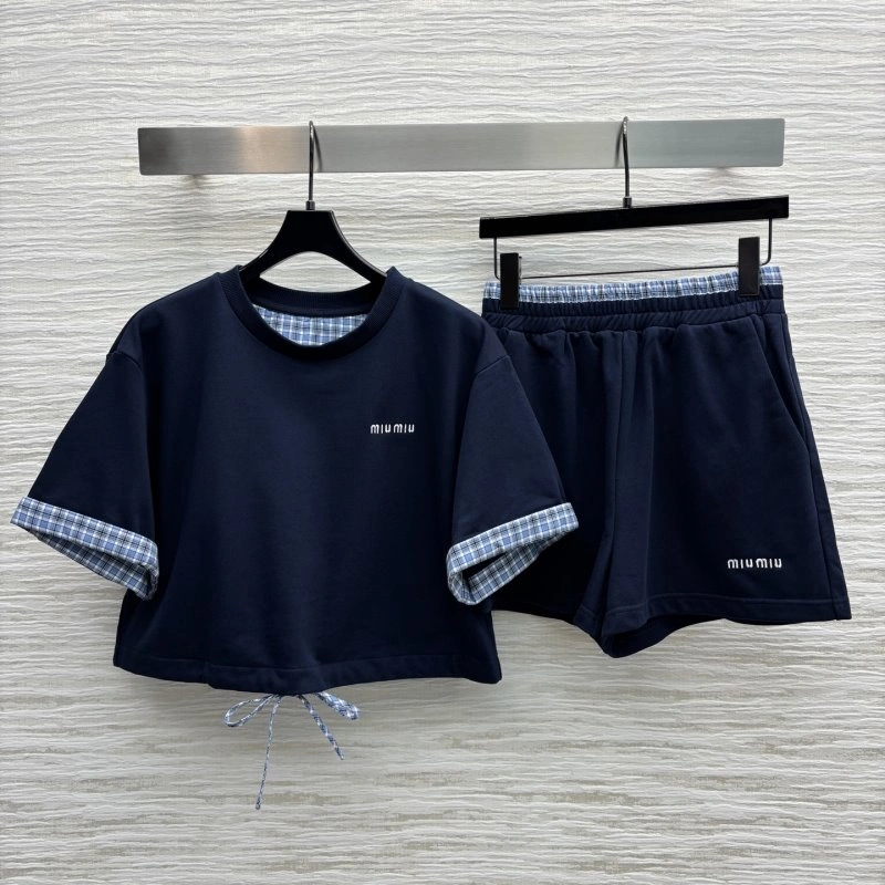 Miu Miu Short Suits GoAnywhere 156248