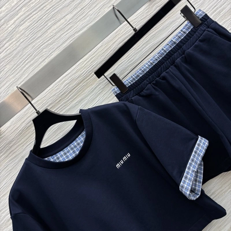 Miu Miu Short Suits GoAnywhere 156248