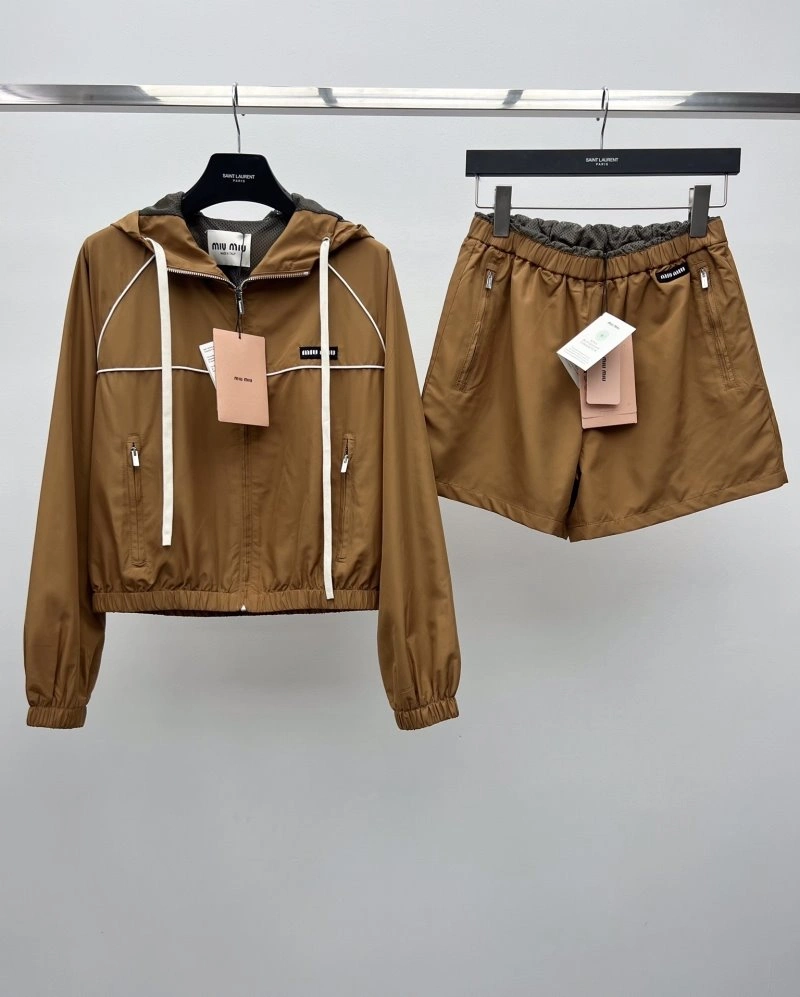 Miu Miu Short Suits Unique 156296