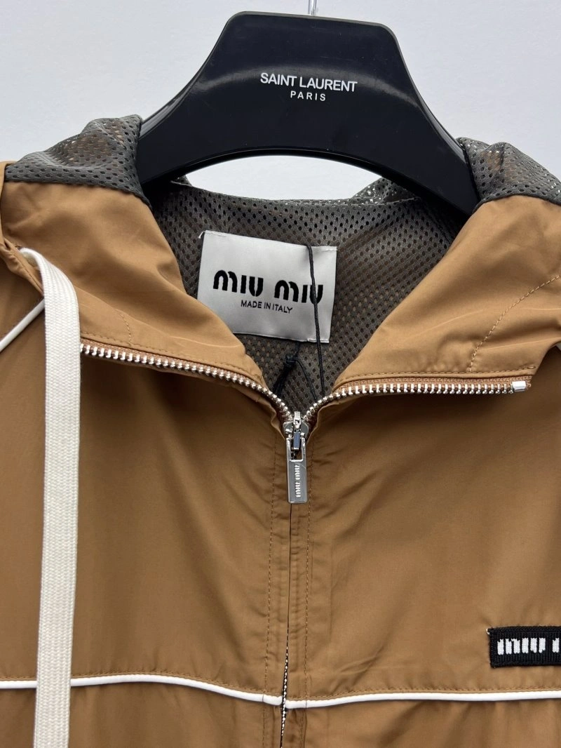 Miu Miu Short Suits Unique 156296