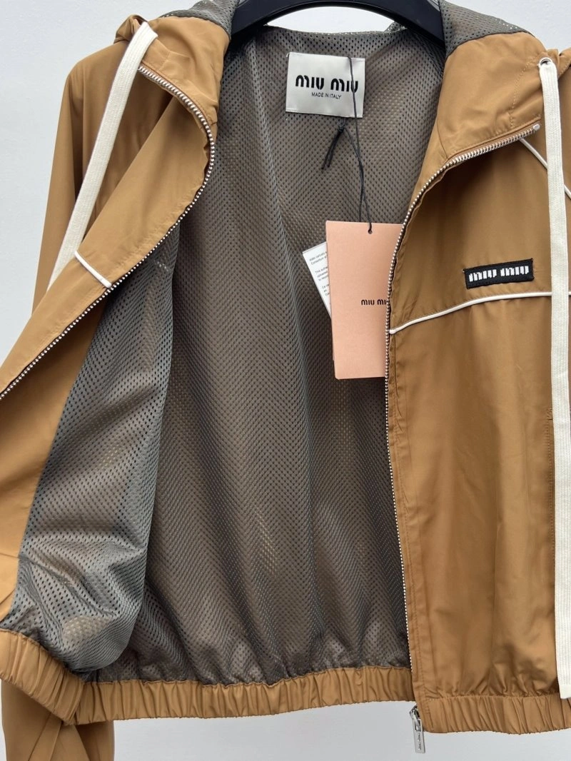 Miu Miu Short Suits Unique 156296