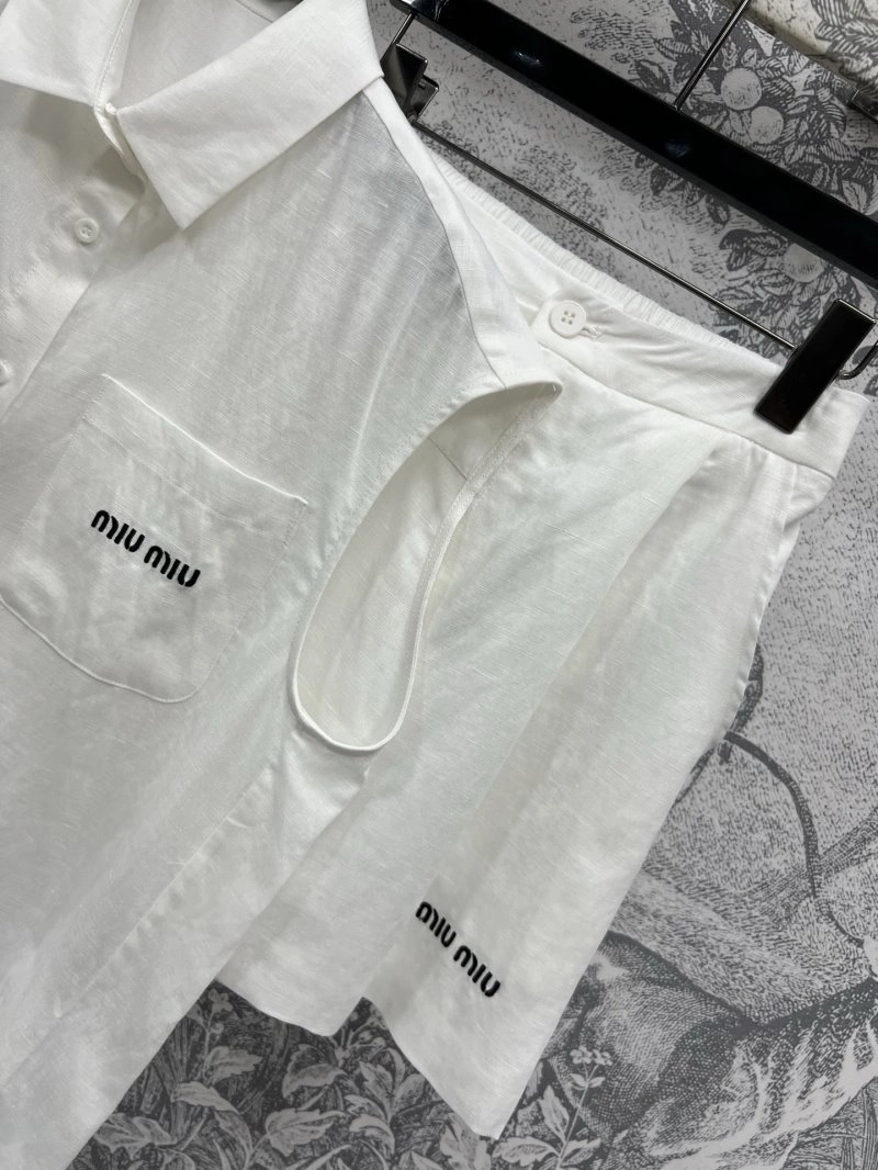 Miu Miu Short Suits Breathable 148681