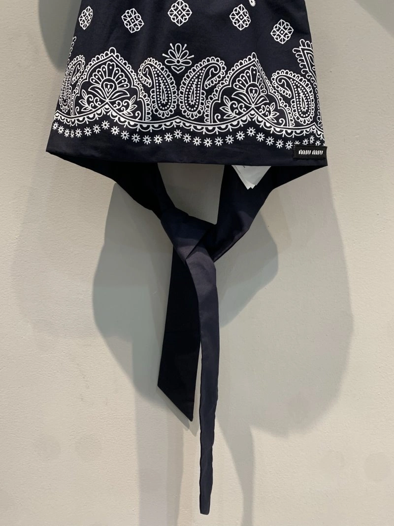 MoistureWicking Miu Miu Short Suits 148672