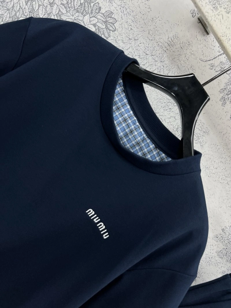 Miu Miu Short Suits MoistureWicking 148670