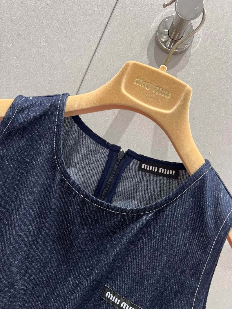 WellDesigned Miu Miu Short Suits 148655