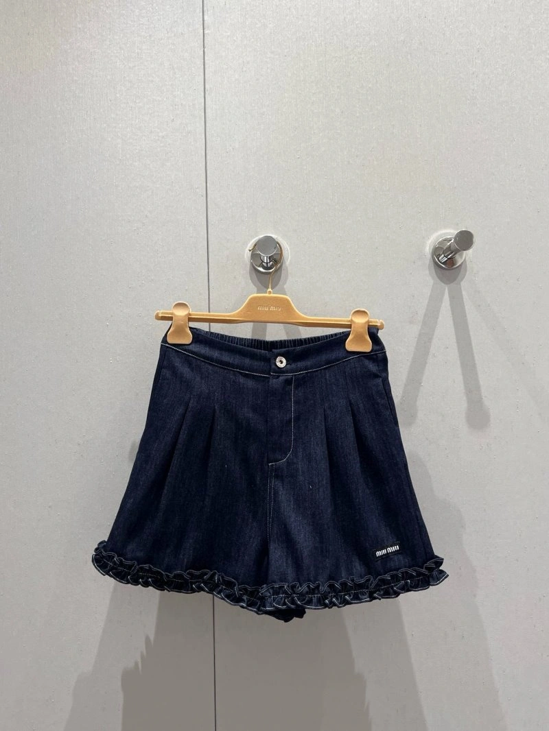 WellDesigned Miu Miu Short Suits 148655