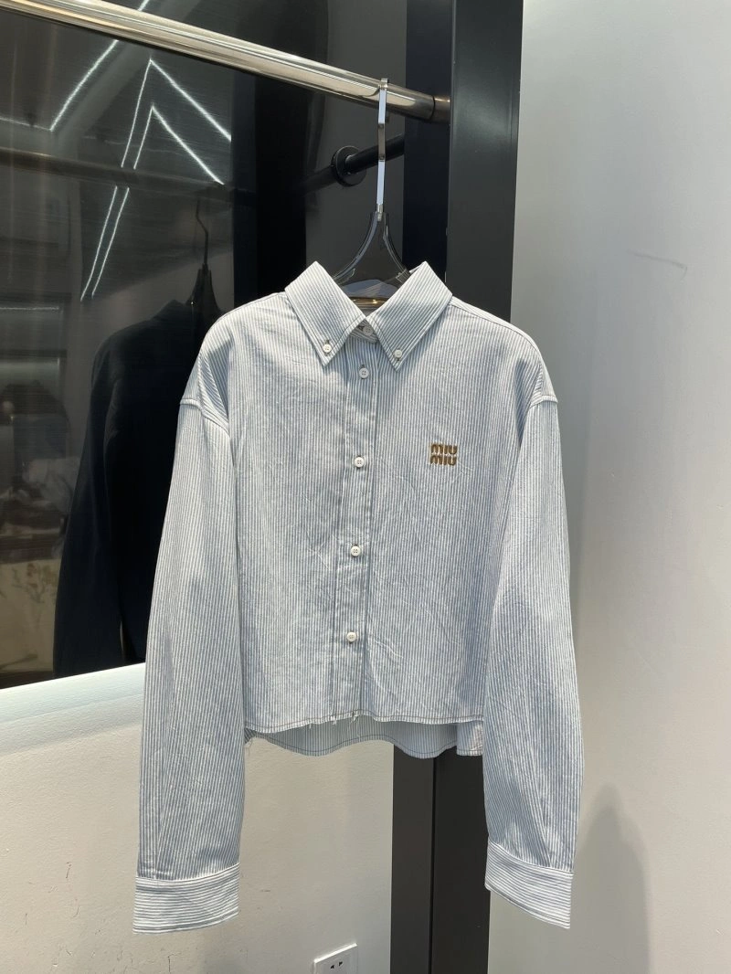 Miu Miu Short Suits Cozy 154492