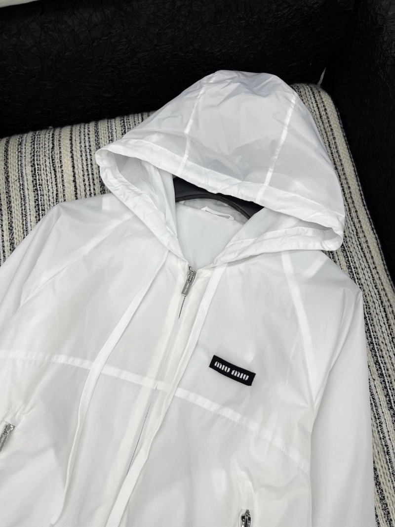 Miu Miu Short Suits Sporty 152995