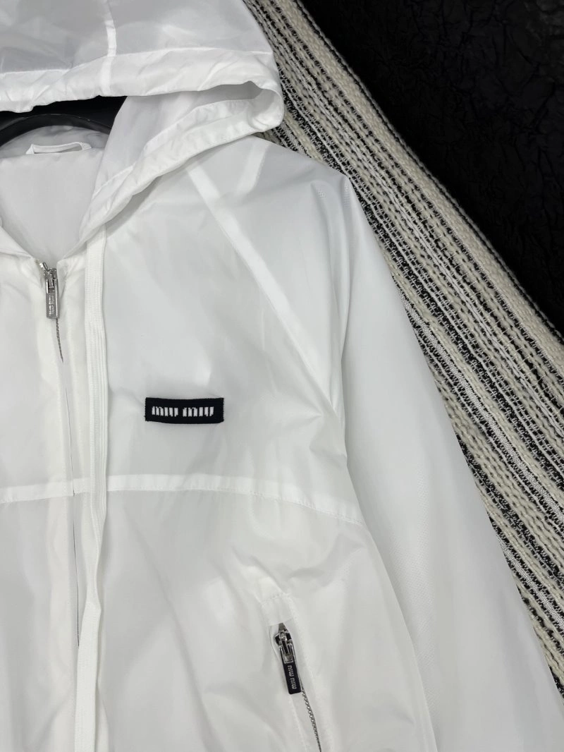 Miu Miu Short Suits Sporty 152995