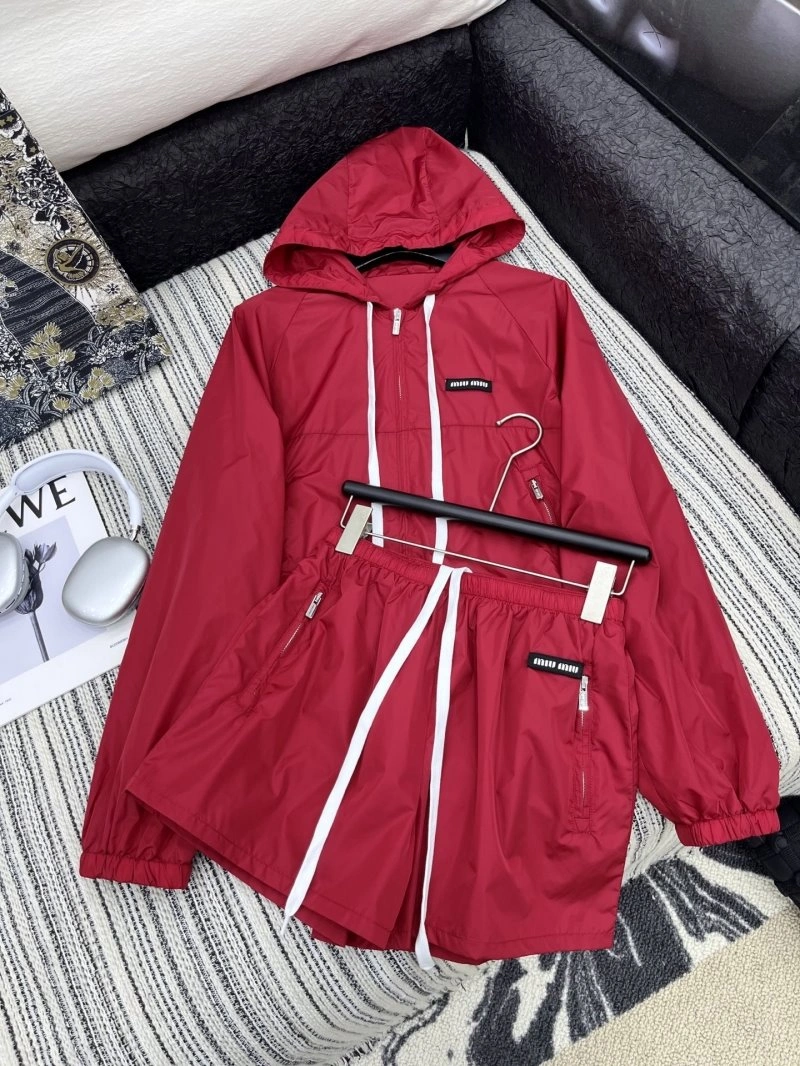 Miu Miu Short Suits GoAnywhere 153013