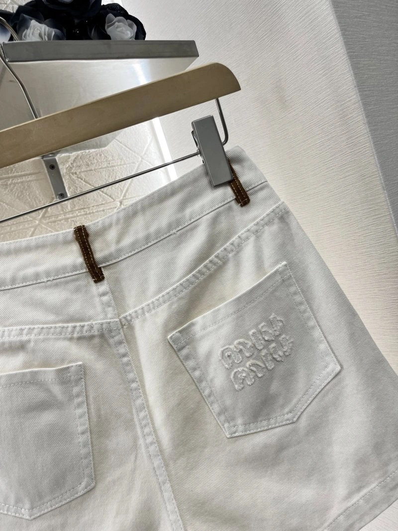 Miu Miu Short Suits FastDry 152998