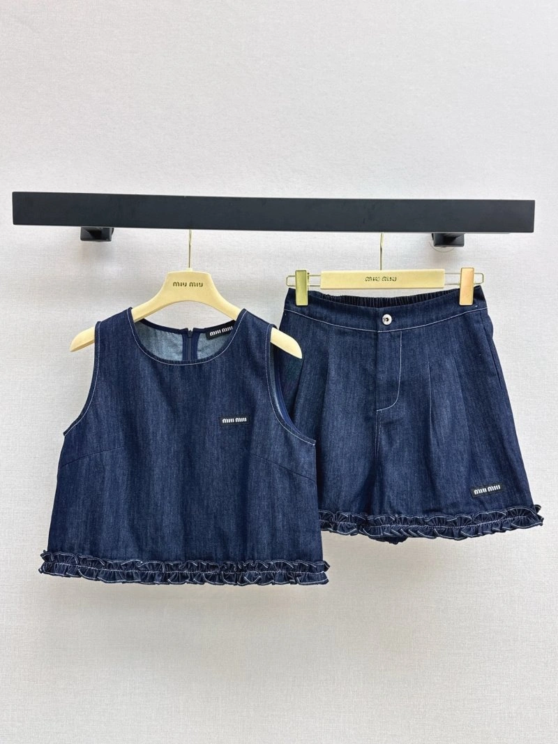 Miu Miu Short Suits Thermal 153006