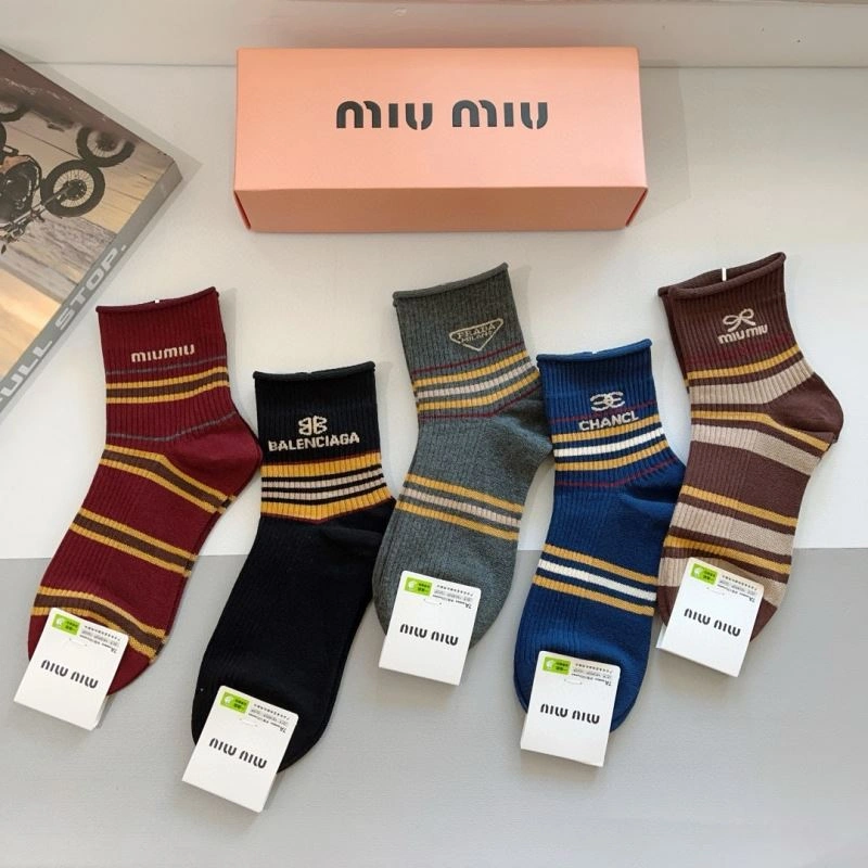 Modern Miu Miu Socks 273186
