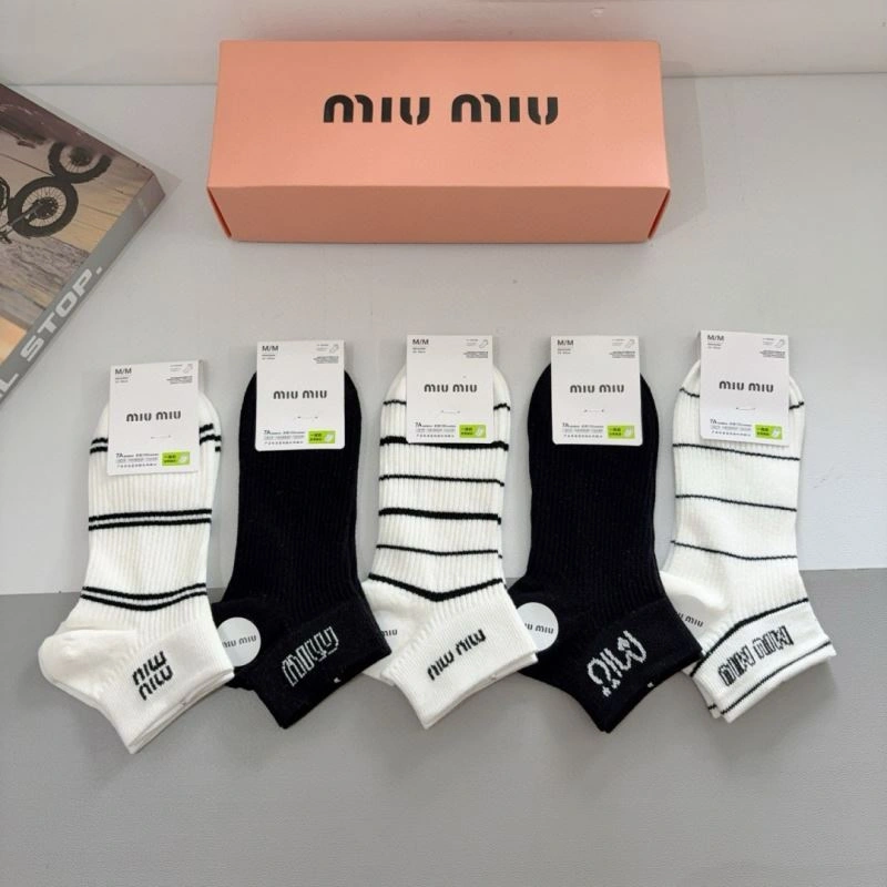 Trendy Miu Miu Socks 273178