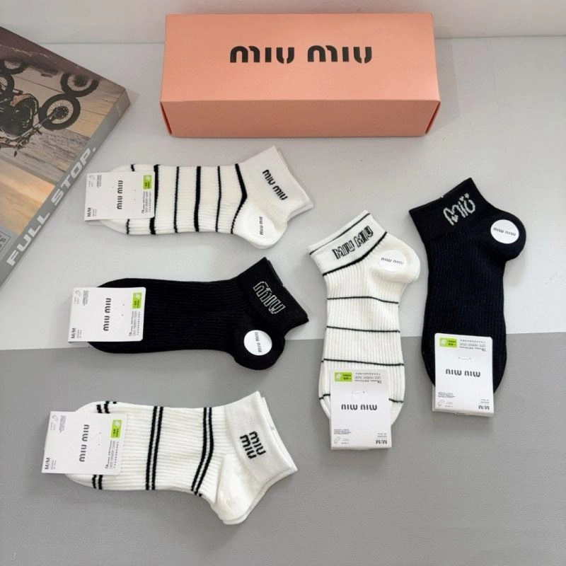 Trendy Miu Miu Socks 273178