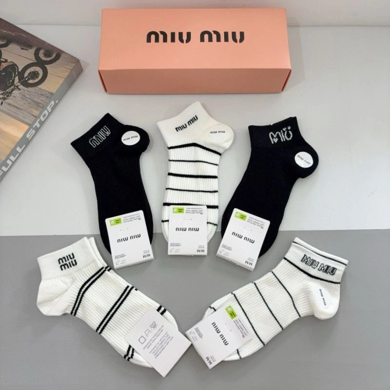Trendy Miu Miu Socks 273178