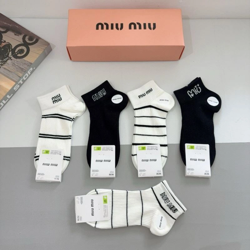 Trendy Miu Miu Socks 273178