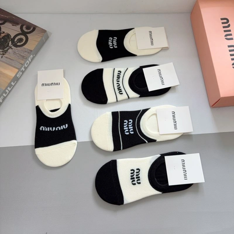 Sustainable Miu Miu Socks 273087