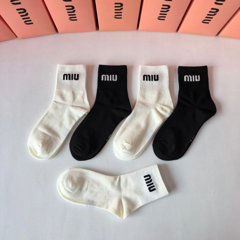 Miu Miu Socks Timeless 273533