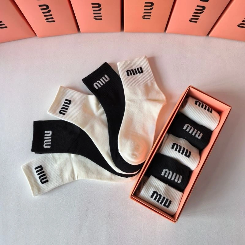 Miu Miu Socks Timeless 273533