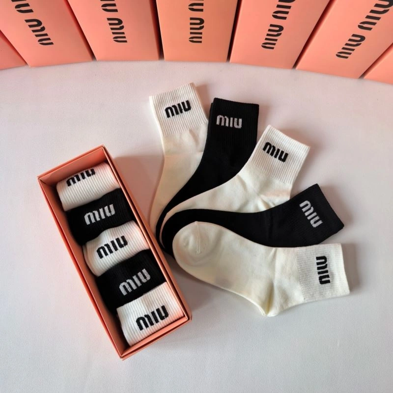 Miu Miu Socks Timeless 273533