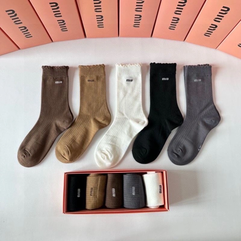 Miu Miu Socks Versatile 273542
