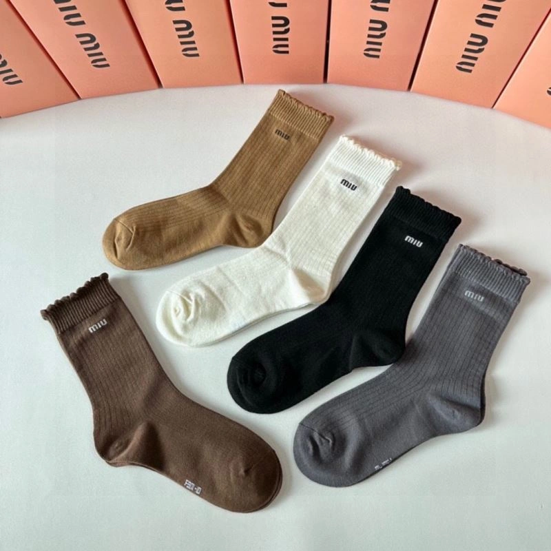 Miu Miu Socks Versatile 273542