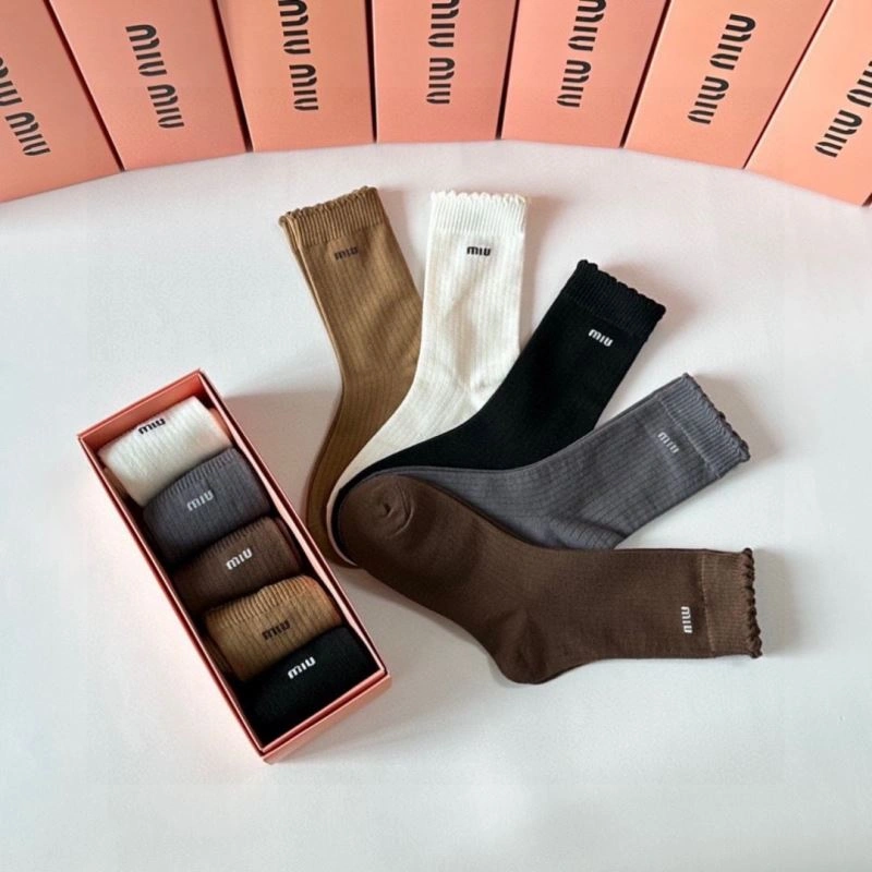 Miu Miu Socks Versatile 273542