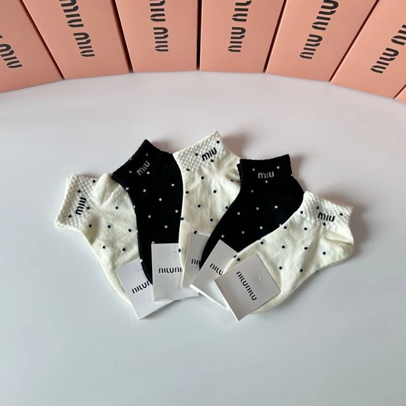 Attractive Miu Miu Socks 273527