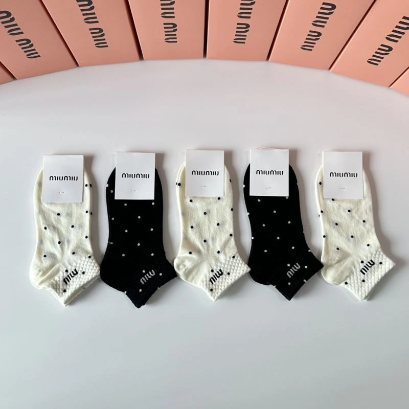 Attractive Miu Miu Socks 273527