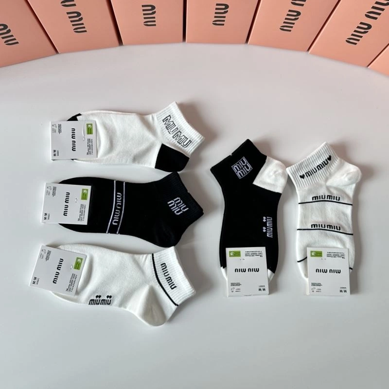 Miu Miu Socks Flexible 273526