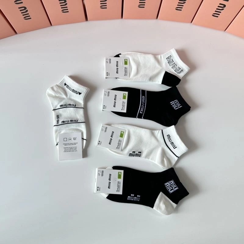 Miu Miu Socks Flexible 273526