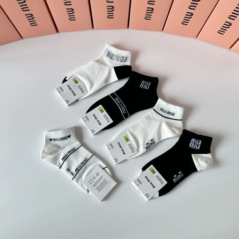 Miu Miu Socks Flexible 273526